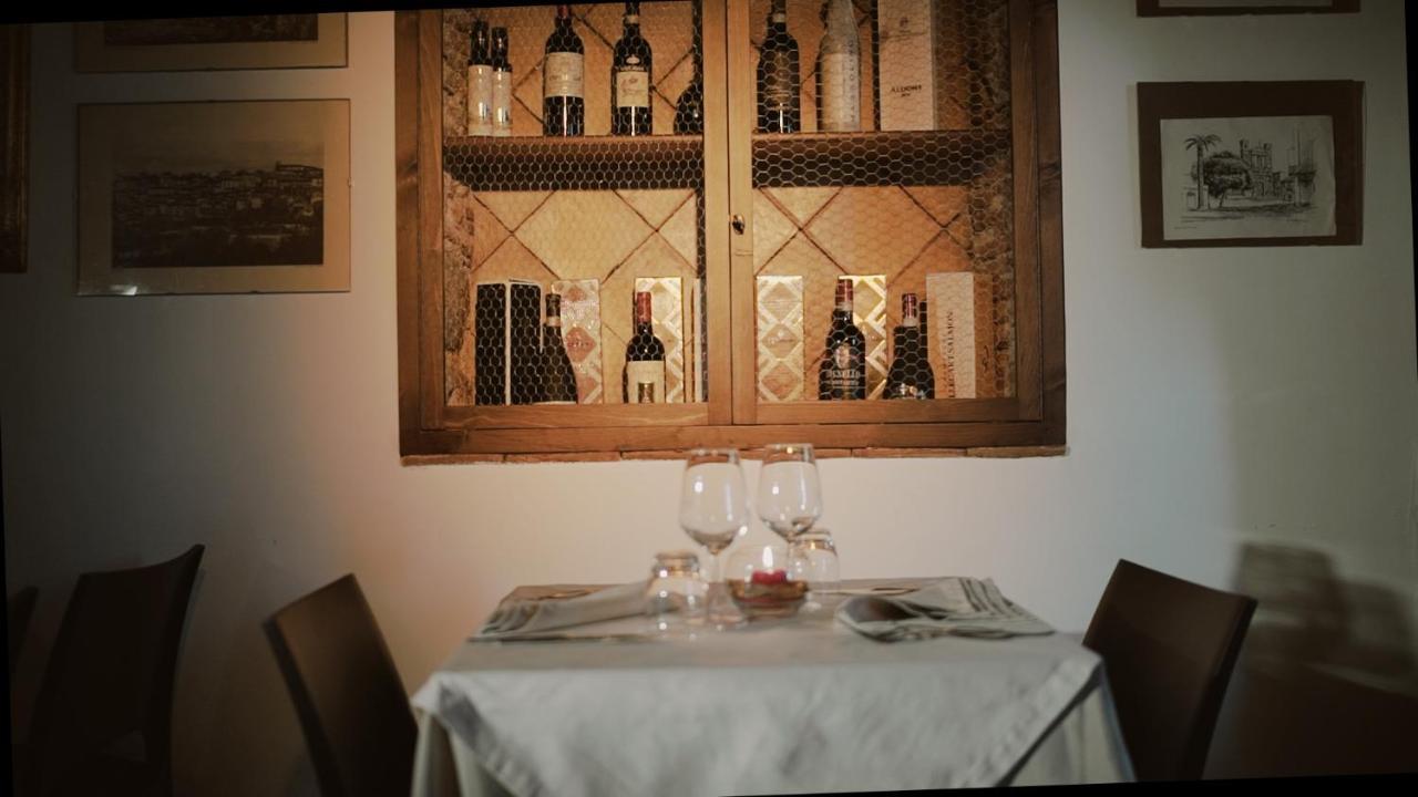 Le Corti - Dimora Storica Bed & Breakfast Polistena Eksteriør bilde
