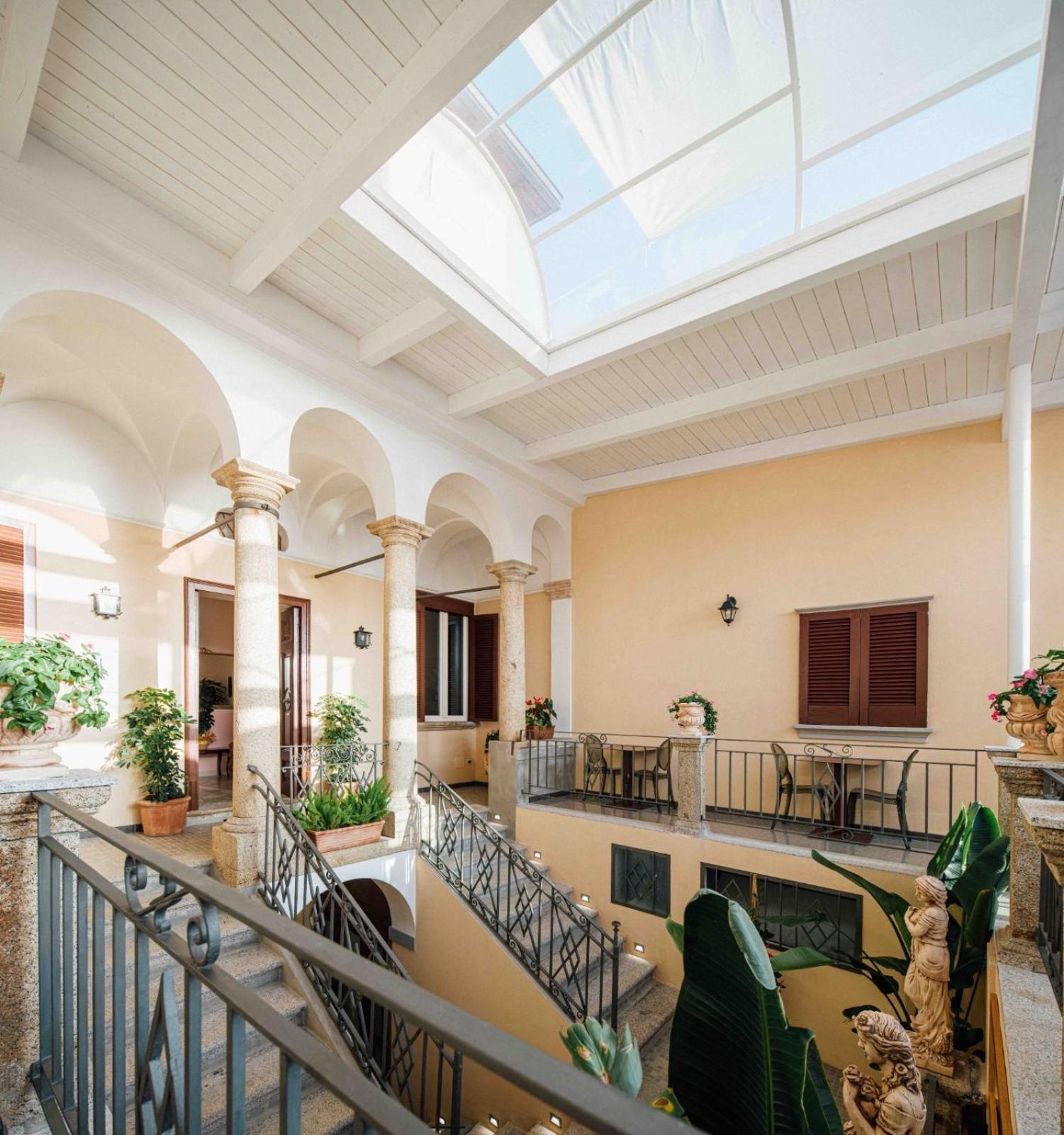 Le Corti - Dimora Storica Bed & Breakfast Polistena Eksteriør bilde