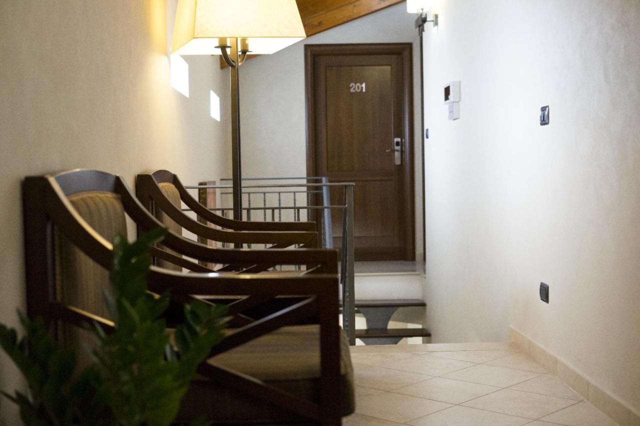 Le Corti - Dimora Storica Bed & Breakfast Polistena Eksteriør bilde